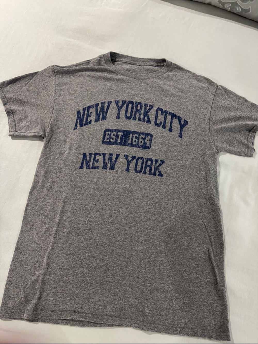 New York City Gray Graphic Tee - Classic Crew Neck